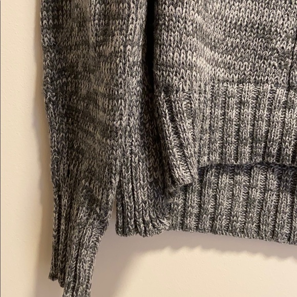 Anthropologie // John + Jenn Turtleneck Sweater - Picture 4 of 10